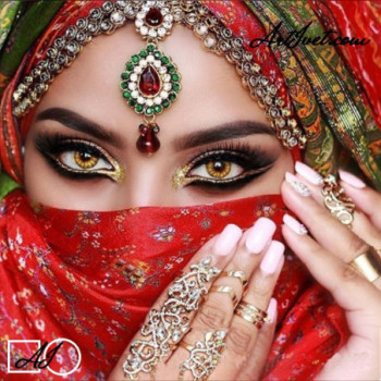 Goblen  de  diamante - Privire arzatoare